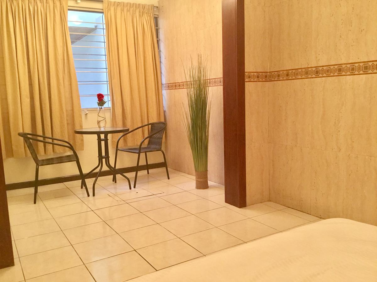 Mango Boulevard Hotel (Adults Only) サンホセ エクステリア 写真